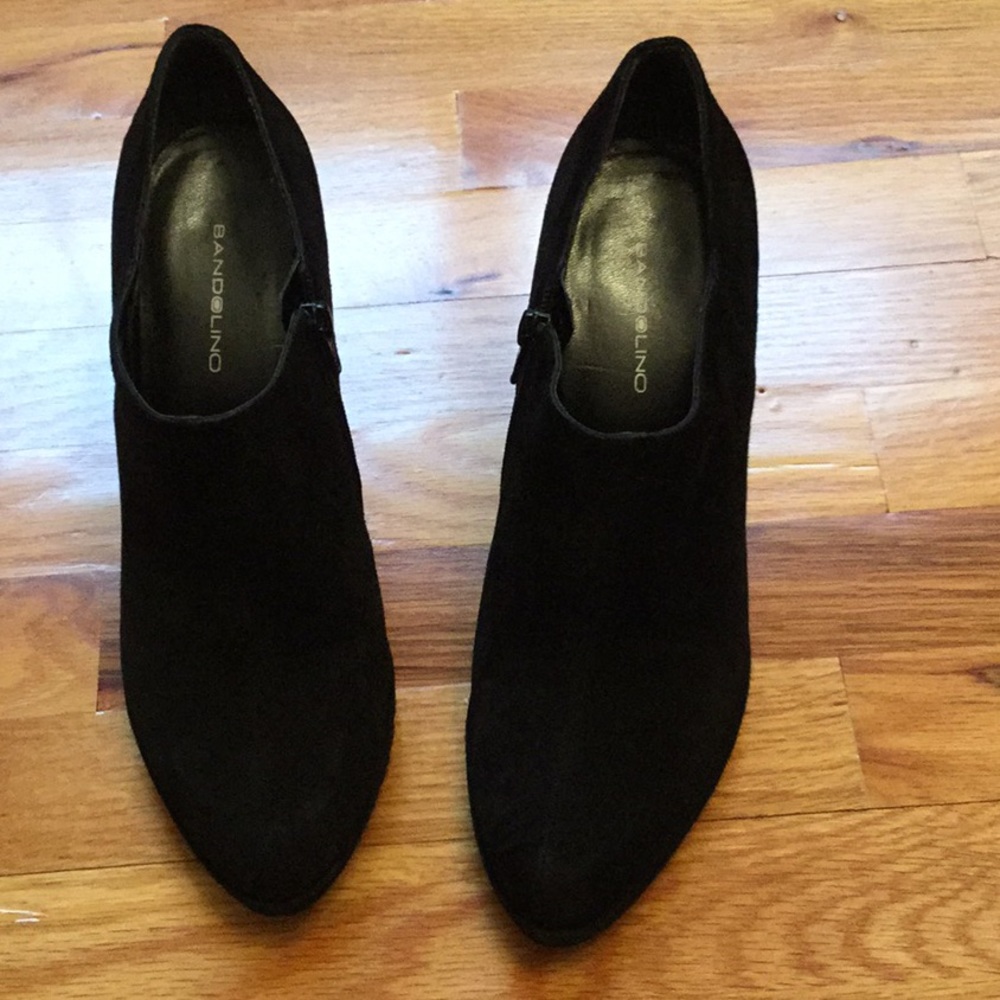 4" tall black suede boots